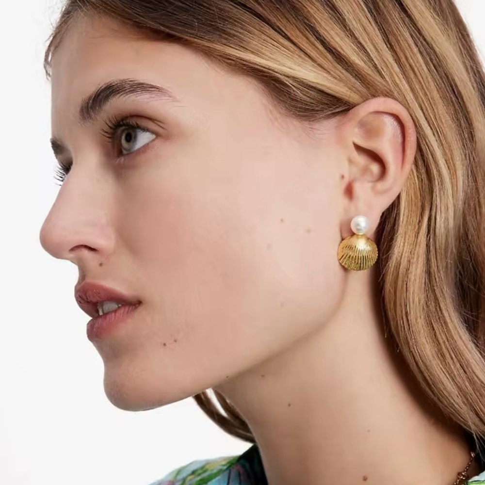 18K Gold Plated Pearl & Shell Stud Earrings